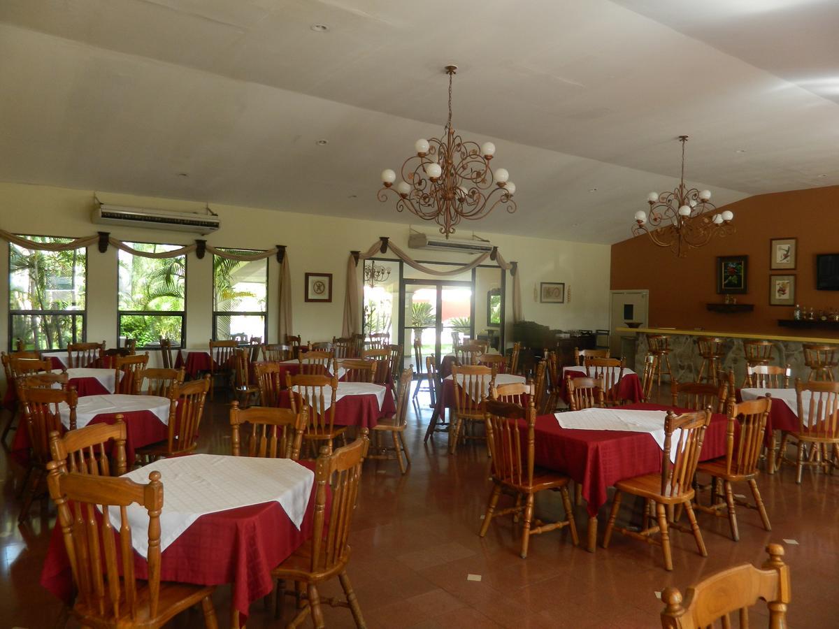 Hotel Santa Maria De Комаягуа Экстерьер фото